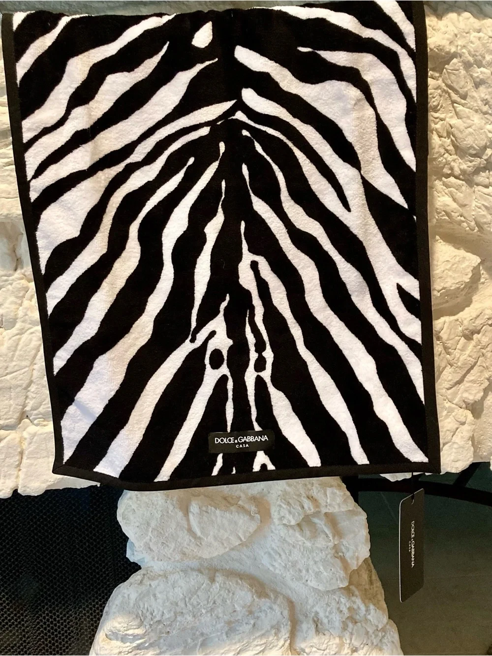 NWT Dolce and Gabanna Casa zebra print 100% cotton Terry guest towel